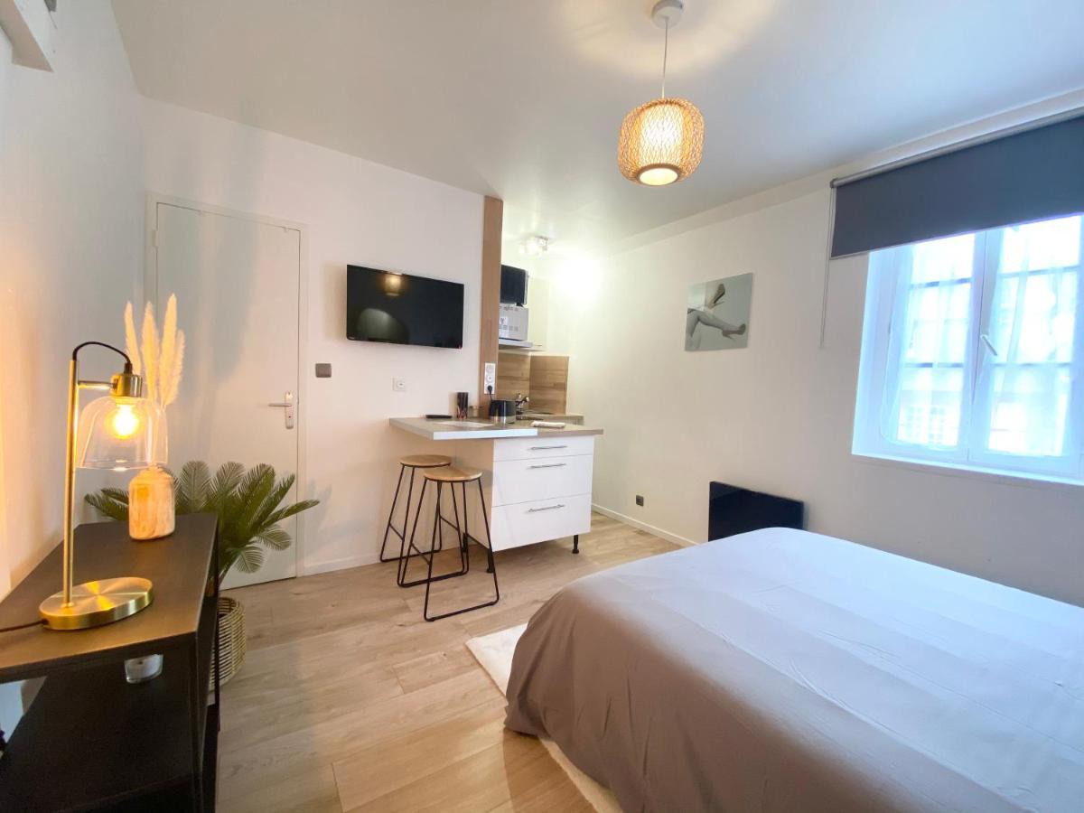 Le Gentilhomme - Studio - Entree Autonome - Plein Centre Historique Quimper Zewnętrze zdjęcie